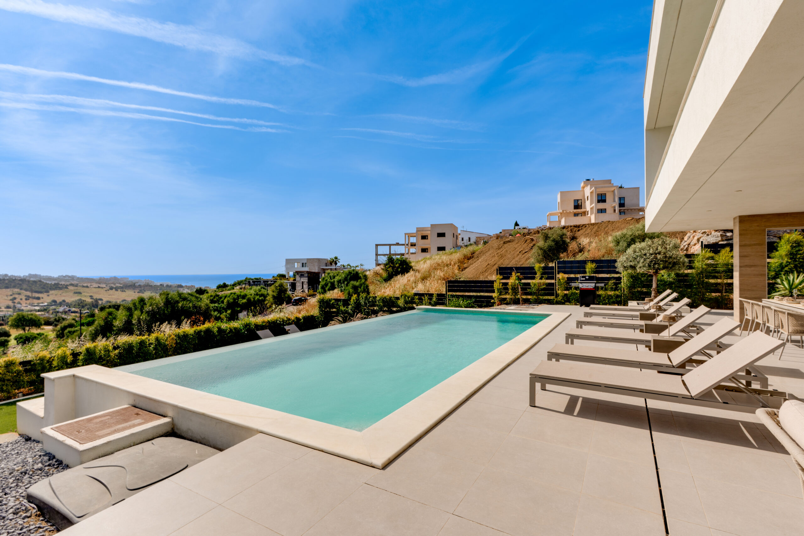 Heated private pool at Villa Castaño, Estepona